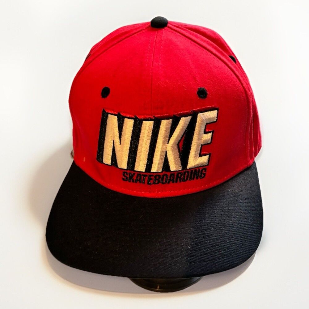 Nike Skateboarding SB Red Black Snapback Hat Cap Embroidered Logo One Size